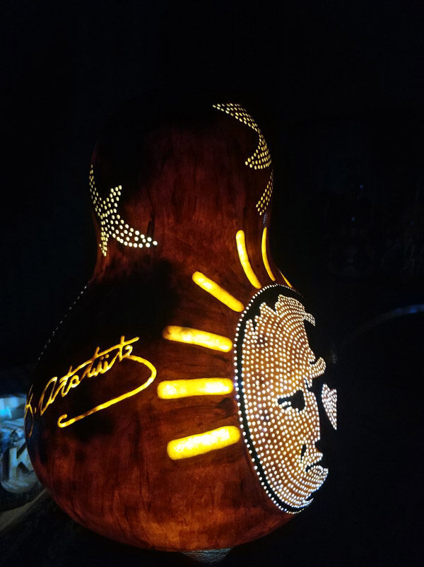 atatürk imzalı otantik ışıklı su kabak lamba